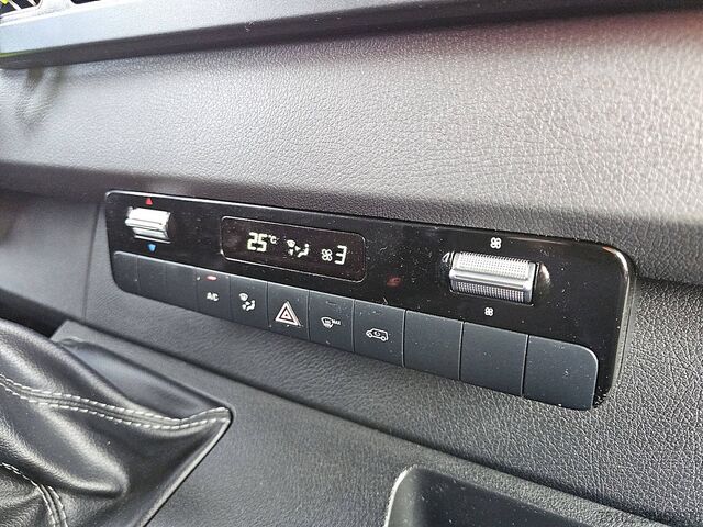 Aukšto stogo universalas MERCEDES-BENZ SPRINTER 315 L3H2 Mbux Airco Eur6