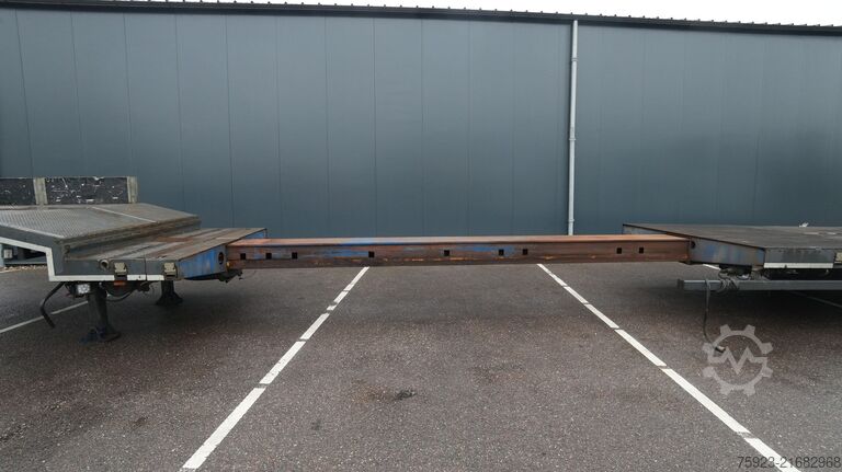 Semi-Tieflader Nooteboom Semi low loader trailer
