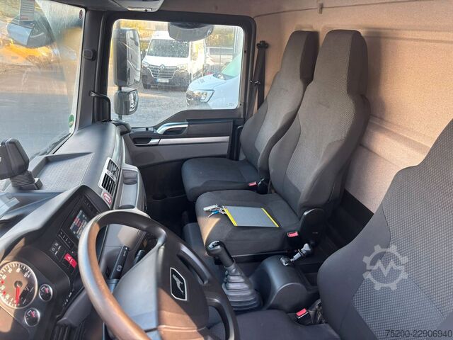 Transportador con plataforma y toldo MAN TGL 8.190 Pritsche / Plane / LBW