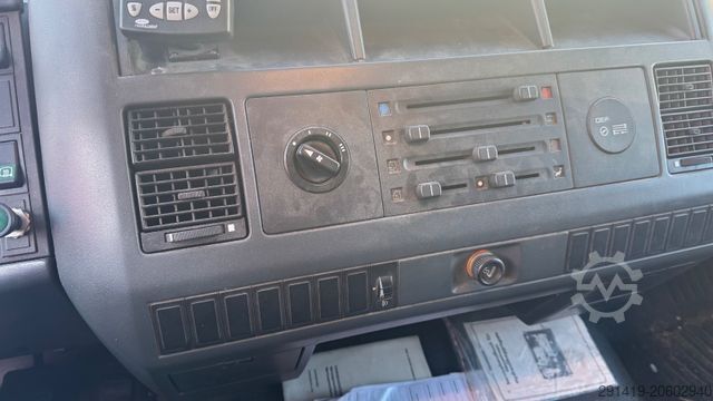 Jääkaappikorinen pakettiauto STEYR TGL 18S16 4x2 Kühlkoffer Bj 1996