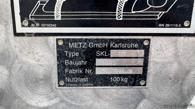 Camião plataforma de trabalho MAN 18.272 4x2 Hubsteiger Bj 1995