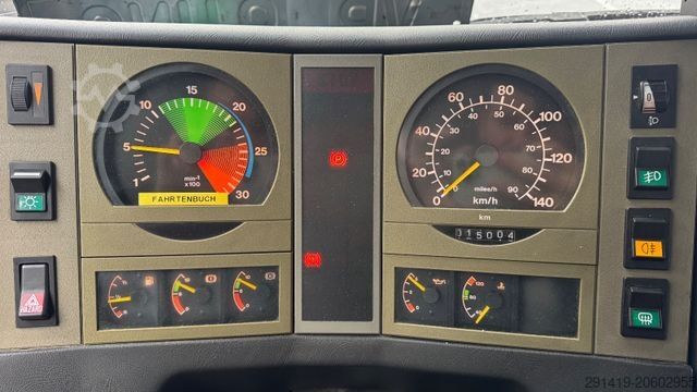 Camião plataforma de trabalho MAN 18.272 4x2 Hubsteiger Bj 1995