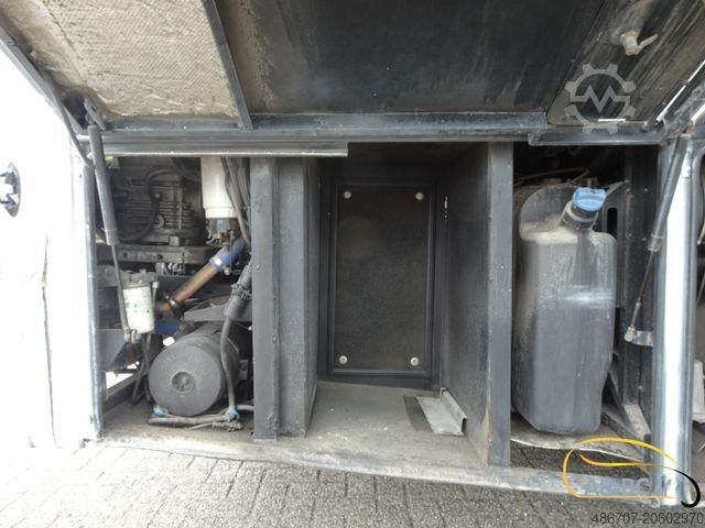 Kaupunkienvälinen linja-auto VAN HOOL T915 Atlino 50  Sitze euro 5