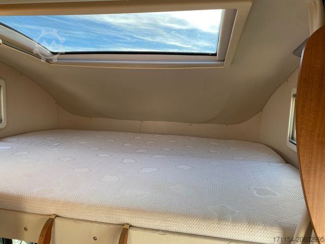 Alcove camper EURAMOBIL Terrestra A 570 HS, Hubstützen, AHK, SAT,Luftfed