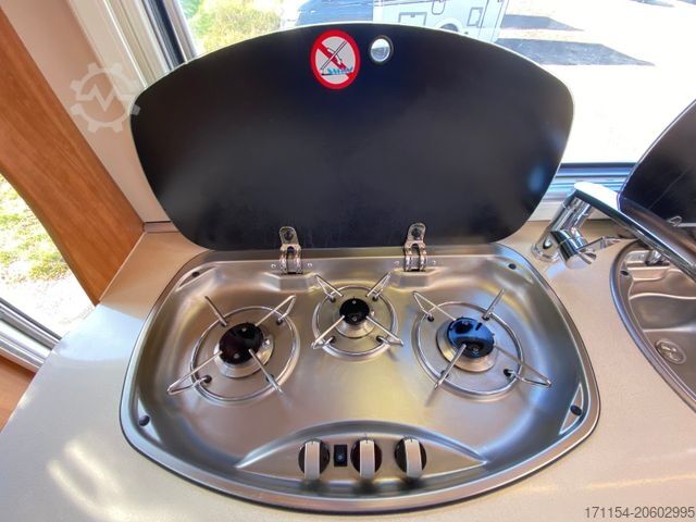 Alcove camper EURAMOBIL Terrestra A 570 HS, Hubstützen, AHK, SAT,Luftfed