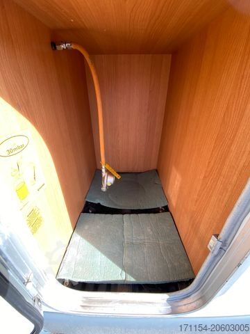 Semi-integrated camper KNAUS SPORT TI 650 MG, Solar