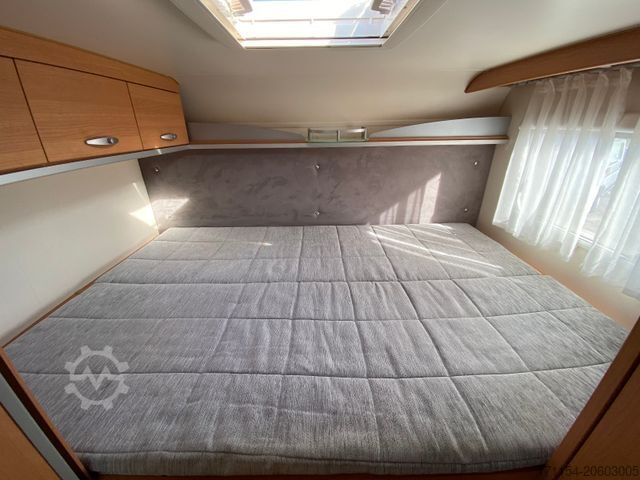 Semi-integrated camper KNAUS SPORT TI 650 MG, Solar