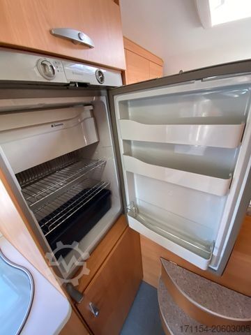 Semi-integrated camper KNAUS SPORT TI 650 MG, Solar