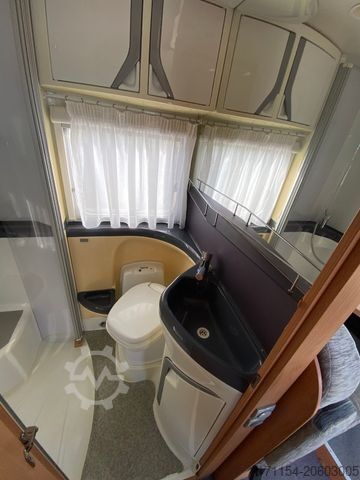 Semi-integrated camper KNAUS SPORT TI 650 MG, Solar