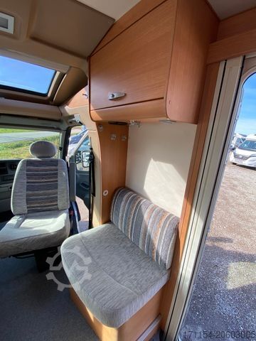 Semi-integrated camper KNAUS SPORT TI 650 MG, Solar