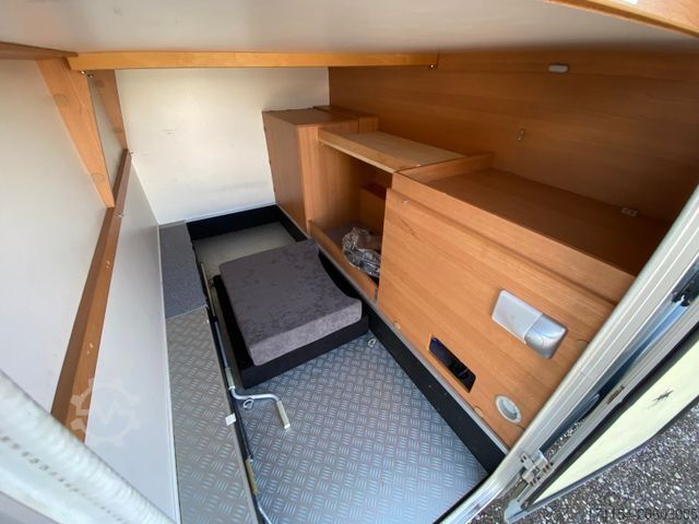 Semi-integrated camper KNAUS SPORT TI 650 MG, Solar