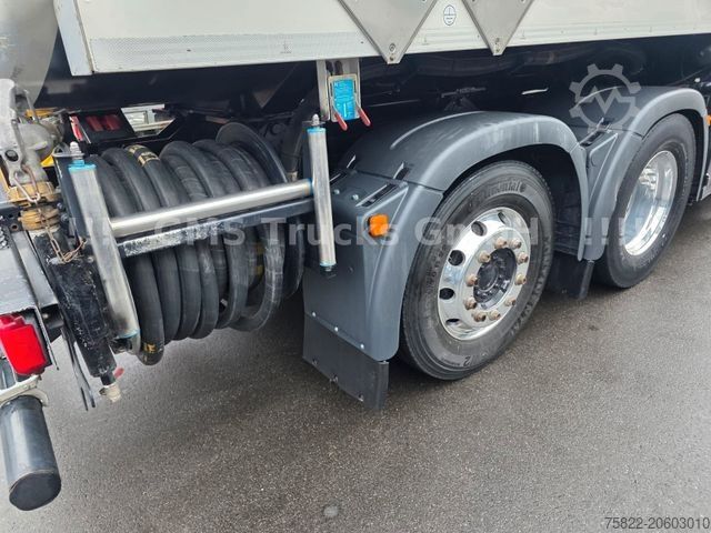 Tanker truck MAN TGS 26.440 / Top Load / Diesel / Lindner-Fischer