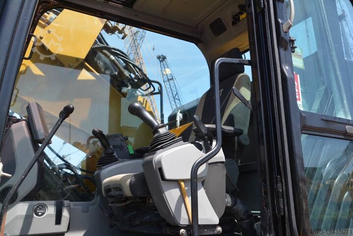Raupenbagger Caterpillar 325 FL CR