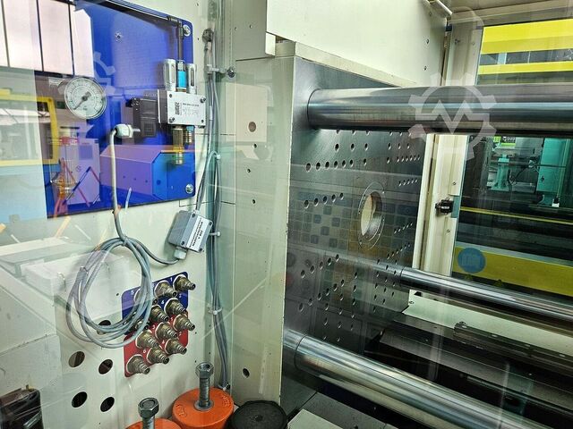 Mașină de turnat prin injecție KraussMaffei KM 80-380 EX