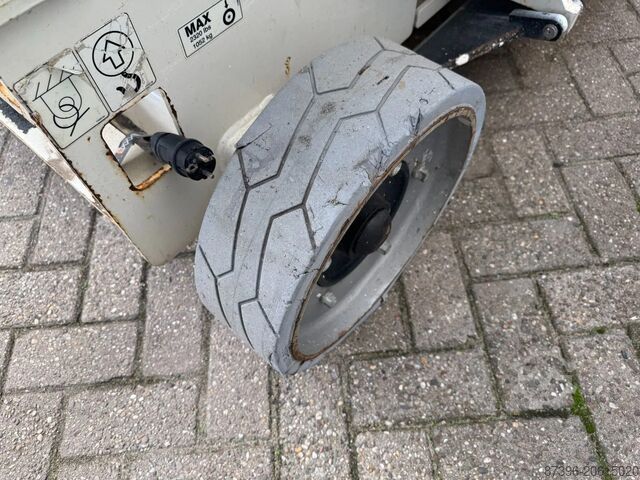 Ascensor cu foarfecă JLG 2646ES Hoogwerker Schaarhoogwerker