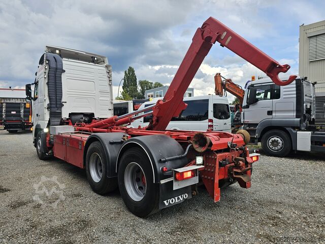 Hookloader Volvo FH520 6x4 Multilift SAWO 20T