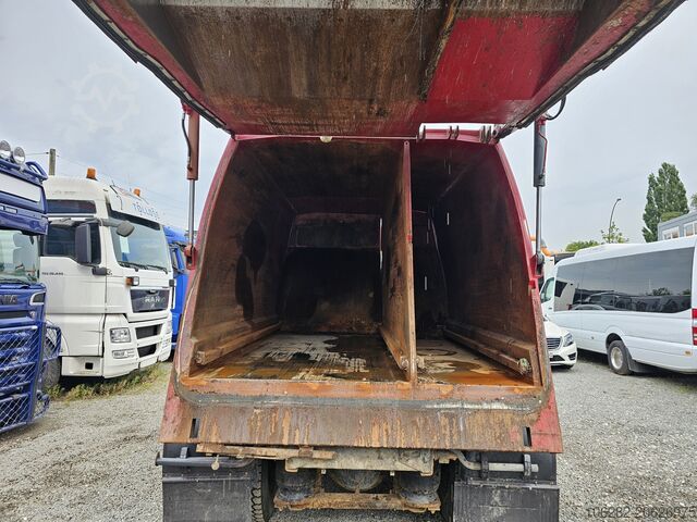 Camion de gunoi Volvo FL240 mit NTM 12cub K-2KMAXI 7.9+4.1 EUR