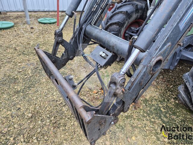 Traktors Fendt 412 Vario