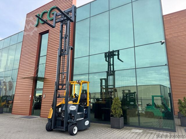 চারদিক নির্দেশ Forklift Combilift CB3000// LPG // 2017 year /Toyota engine