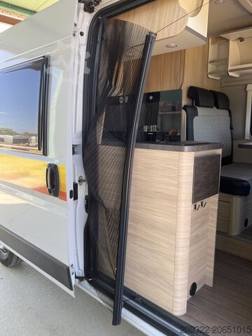 Caravan/camper Fiat Weinsberg Carabus 600 K | 4 Posti Letto | Completamente Attrezzato