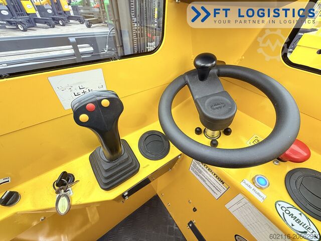 Carretilla elevadora multidireccional Combilift C3000STE TRIPLEX WIDE POSITIONER CABIN