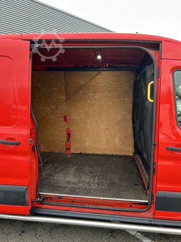 Slēgtais furgons Ford Transit 2.0 TDCI Trend / 196 dkm / L3 H2 / NL Van