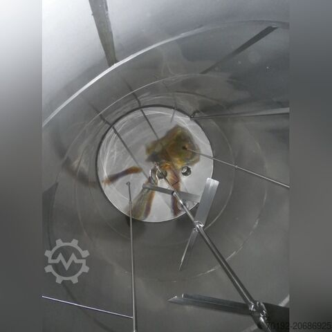 60.000 liter geïsoleerde roertank van V2A met balkroerwerk K0144