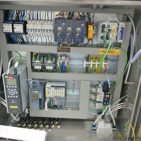 620 liter verrijdbare, verwarmbare/koelbare farmaceutische drukvat van V4A, met isolatie en magneetr Hinke 9884