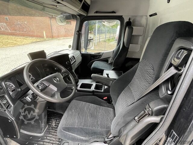 Camión caja mercedes-benz Antos 2536 Koffer LBW Lenk/Liftachse