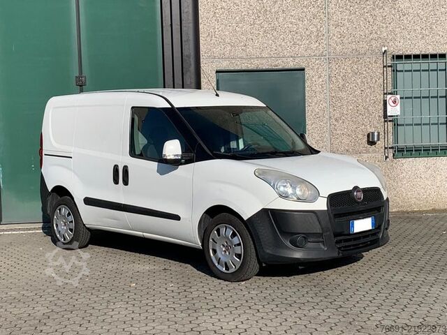 รถตู้หลังคาสูง FIAT Dobl? Cargo Van L1 - Natural Power