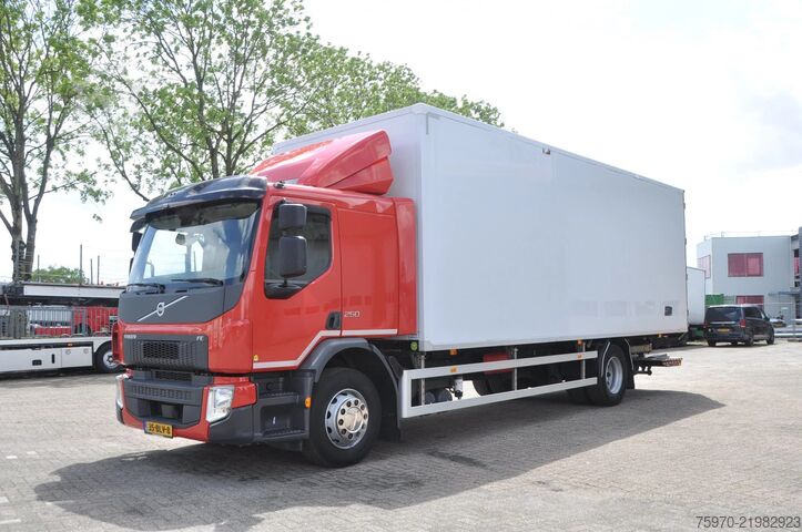 Valise Volvo FE 250 4X2 ISOTHERM SLAAP-CABINE