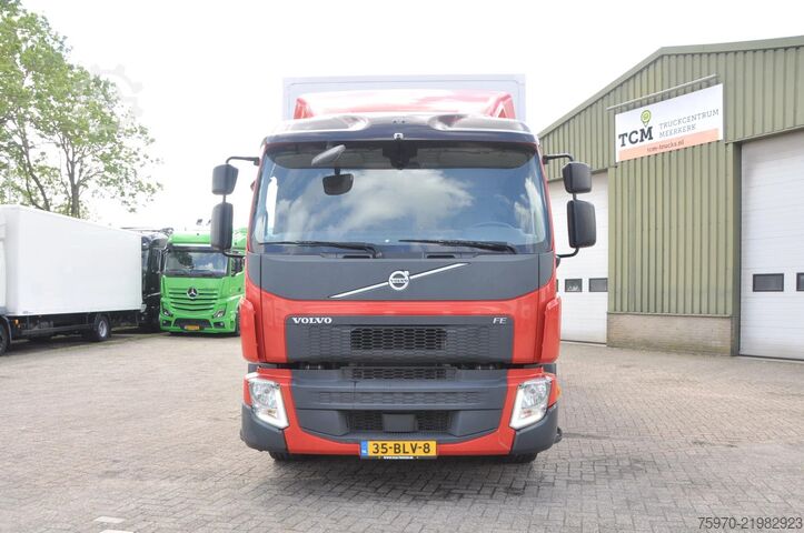 Valise Volvo FE 250 4X2 ISOTHERM SLAAP-CABINE