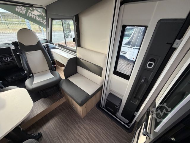 รถบ้านแบบบูรณาการ MILLER M-Liner 1