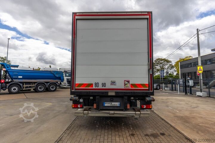 Refrigerated/freezer transport DAF LF55 250+FRIGO MONO TEMP+HAYON