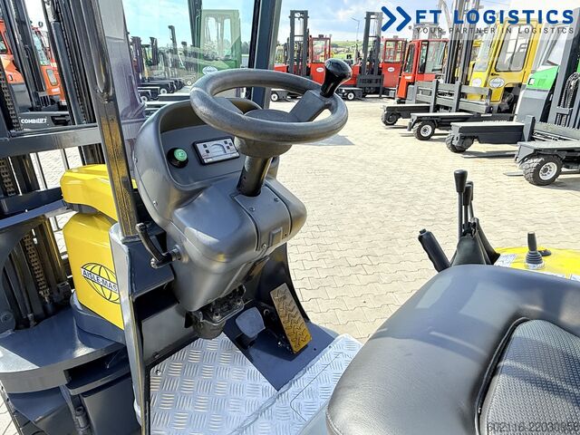 Kitsasvaheline tõstuk Combilift AISLE MASTER 25WE TRIPLEX 6650MM