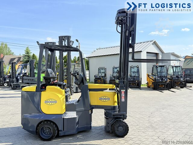 Kitsasvaheline tõstuk Combilift AISLE MASTER 25WE TRIPLEX 6650MM