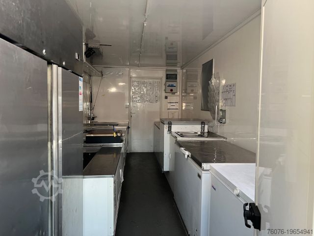 Fourgon personnalisé IVECO 70C17 Fleisch Theke Solar Heizung Kühler Kamera