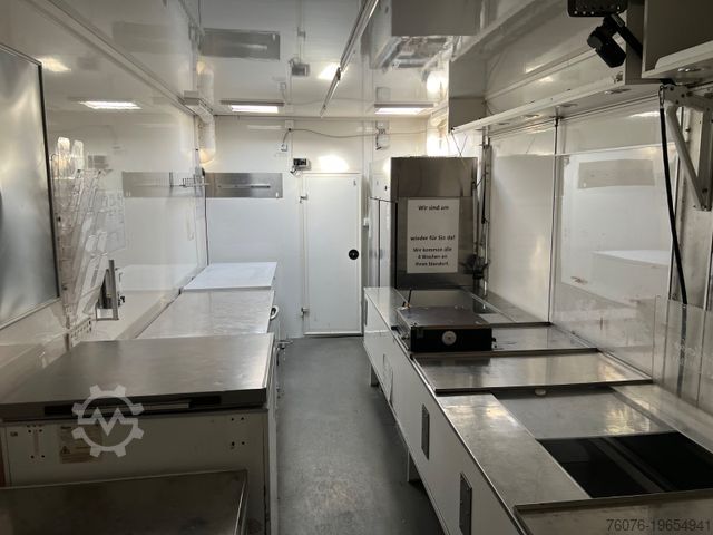 Fourgon personnalisé IVECO 70C17 Fleisch Theke Solar Heizung Kühler Kamera