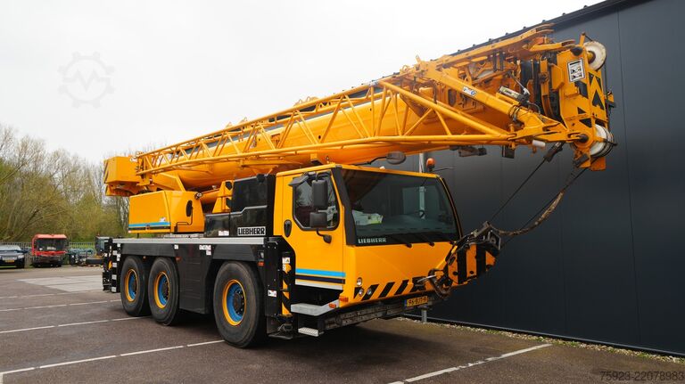 Crane truck Liebherr LTM 1050-3.1