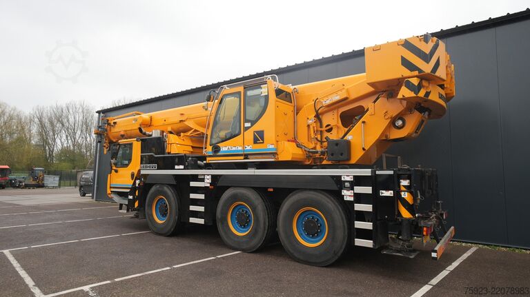 Crane truck Liebherr LTM 1050-3.1