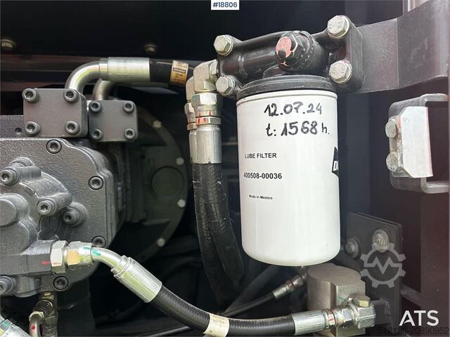 Excavadora sobre orugas Doosan DX225LC