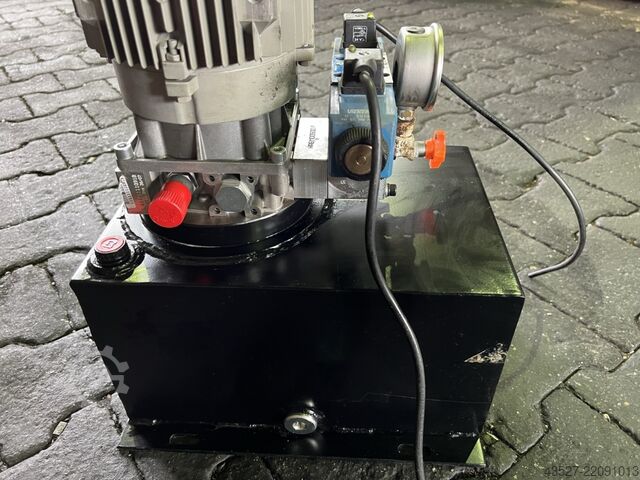 Hidravlična črpalna enota AC-MOTOREN FBPA 90L-4 + 14l Behälter
