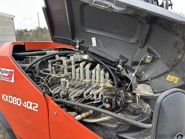 Jengkaut midi Kubota KX080-4A2