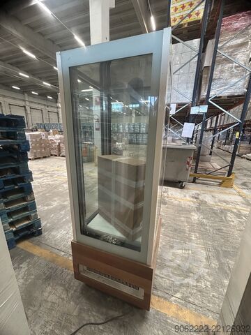 Вертикальная холодильная витрина ISA Cristal Tower 725 RV TB R290