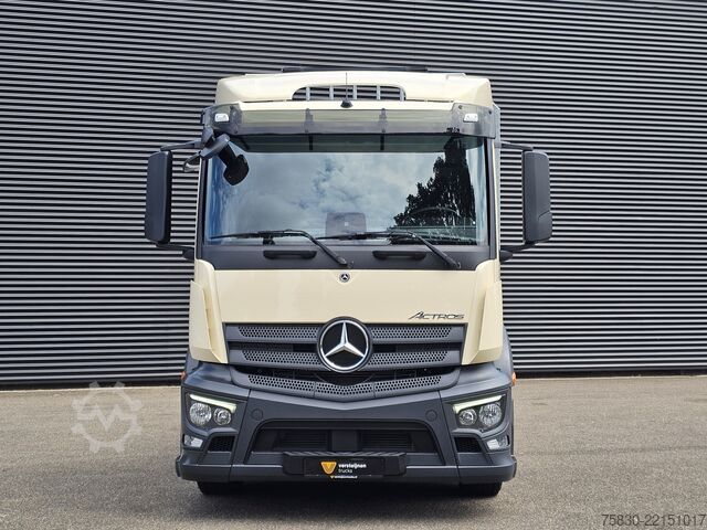 Bergingsvoertuig Mercedes-Benz ACTROS 2536 6X2 / OPRIJ / MACHINE TRANSPORT