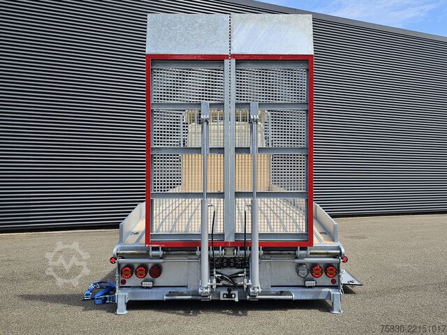 Bergingsvoertuig Mercedes-Benz ACTROS 2536 6X2 / OPRIJ / MACHINE TRANSPORT