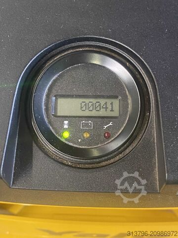 Hochhubwagen Yale MS10