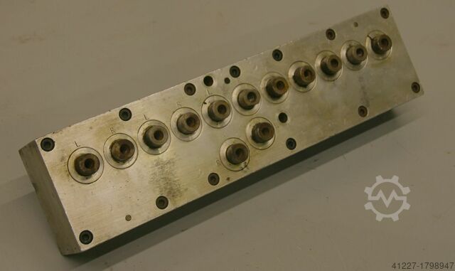 多軸ヘッド 13本ドリル Nottmeyer 32 Lochabstand