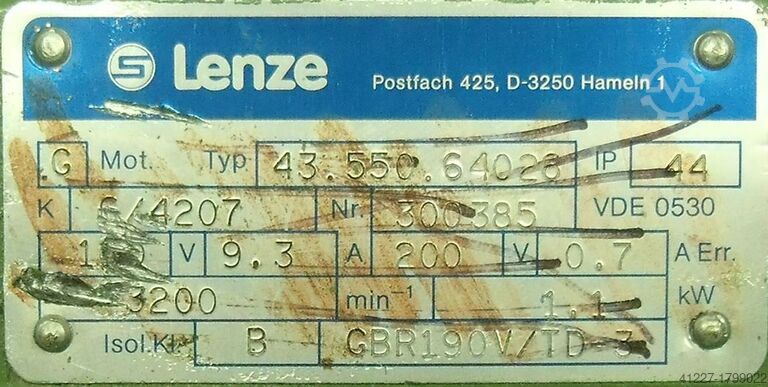 Motoreduktor 1,1 kW 320 obr./min Lenze 43.550.64026