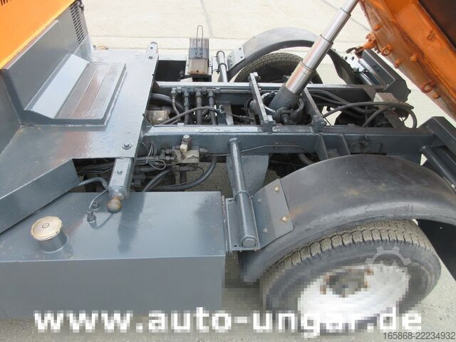 Equipos para servicios de invierno Boki HY1251B mit Vario Schneepflug Kipper 4x4